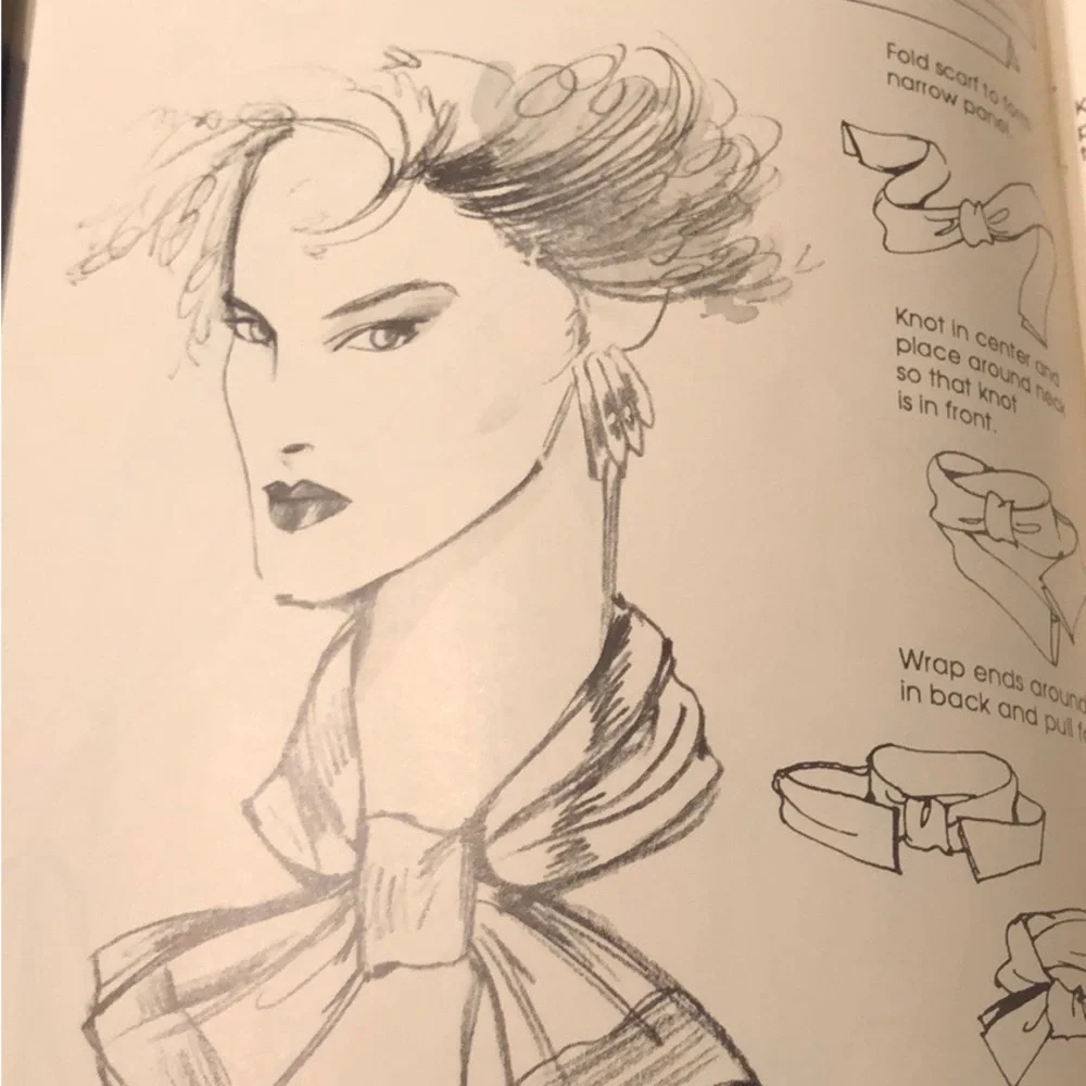 VTG Saint Patrick’s Lucky Charm Scarf - Picture 8 of 11